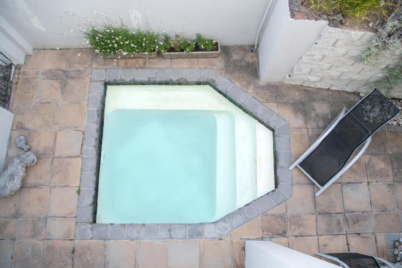 Camps Bay Guest Suite With Private Pool Кейптаун Екстериор снимка